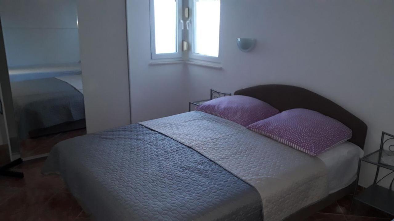 Apartmani Jureta Okrug Gornji Eksteriør billede