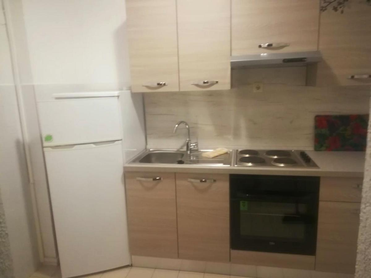 Apartmani Jureta Okrug Gornji Eksteriør billede