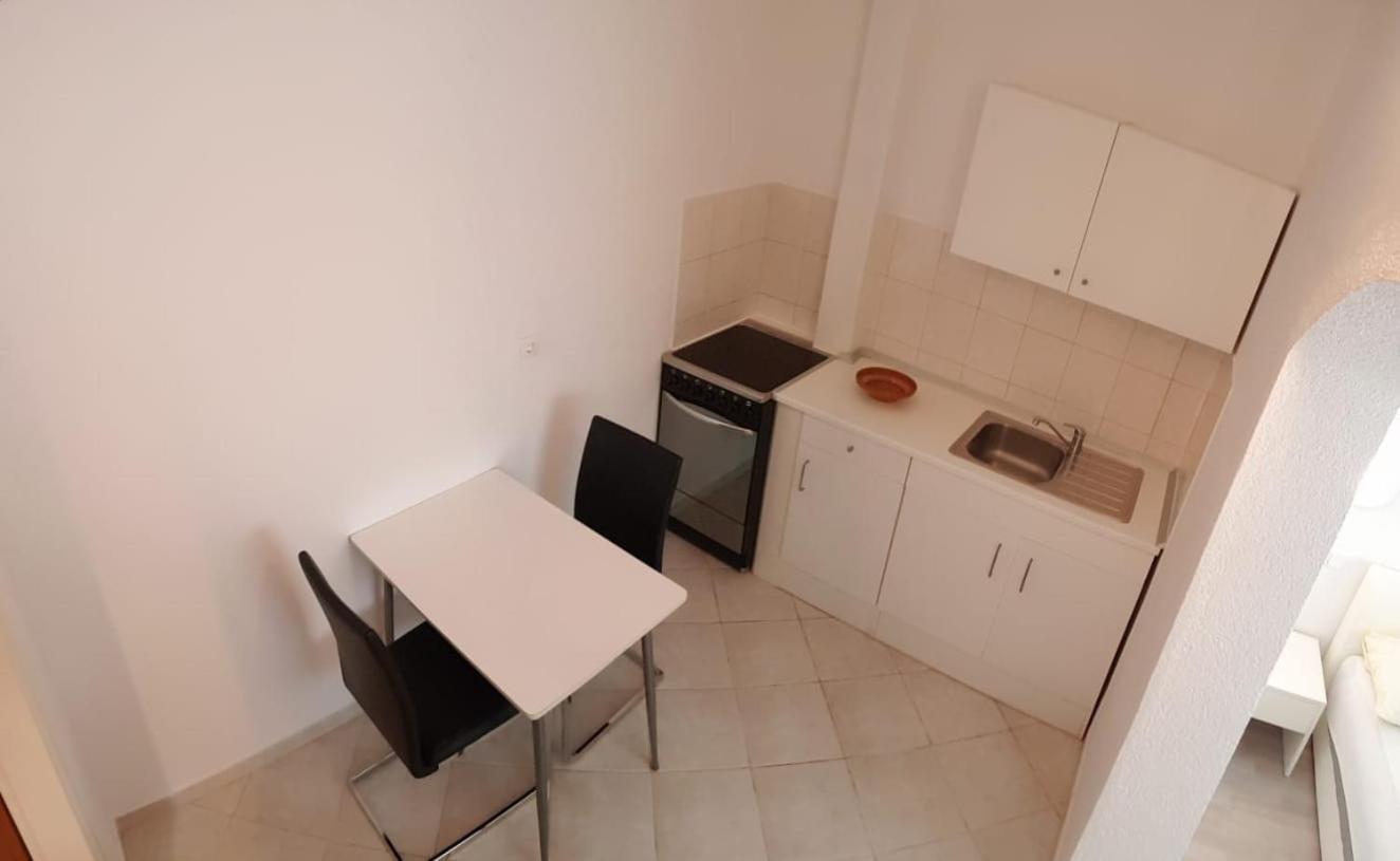 Apartmani Jureta Okrug Gornji Eksteriør billede