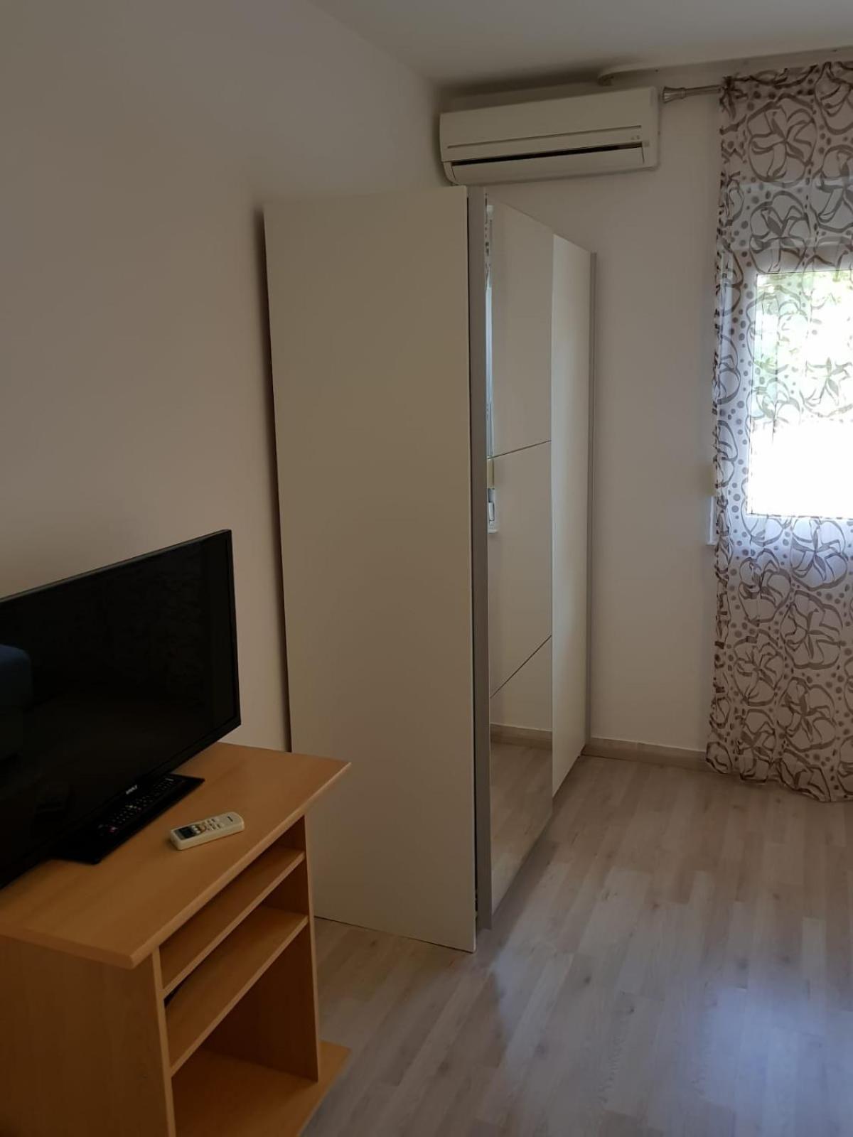 Apartmani Jureta Okrug Gornji Eksteriør billede