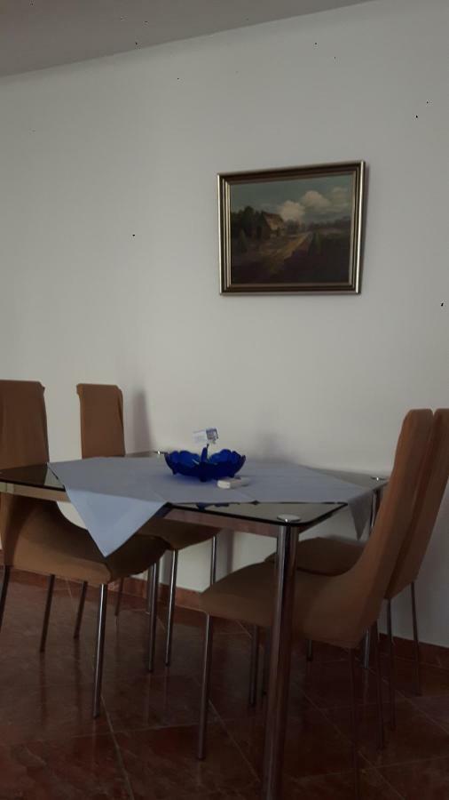 Apartmani Jureta Okrug Gornji Eksteriør billede